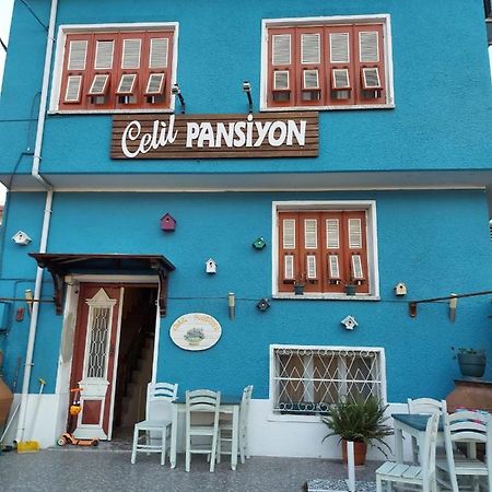 Celil Pansiyon Ayvalı Buitenkant foto